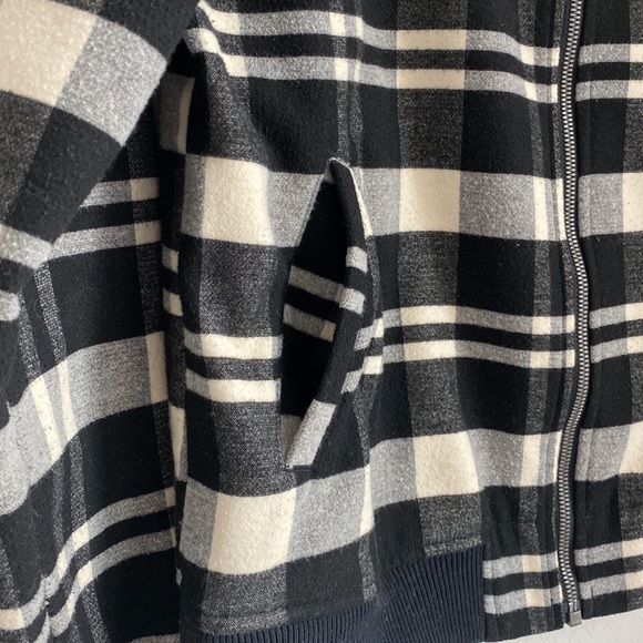 Columbia plaid jacket size large - Picture 4 of 7